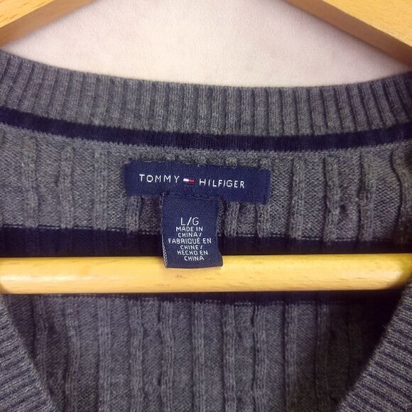 Tommy Hilfiger Gray Blue Striped Cable Knit V Neck Sweater Size Large - Picture 7 of 8